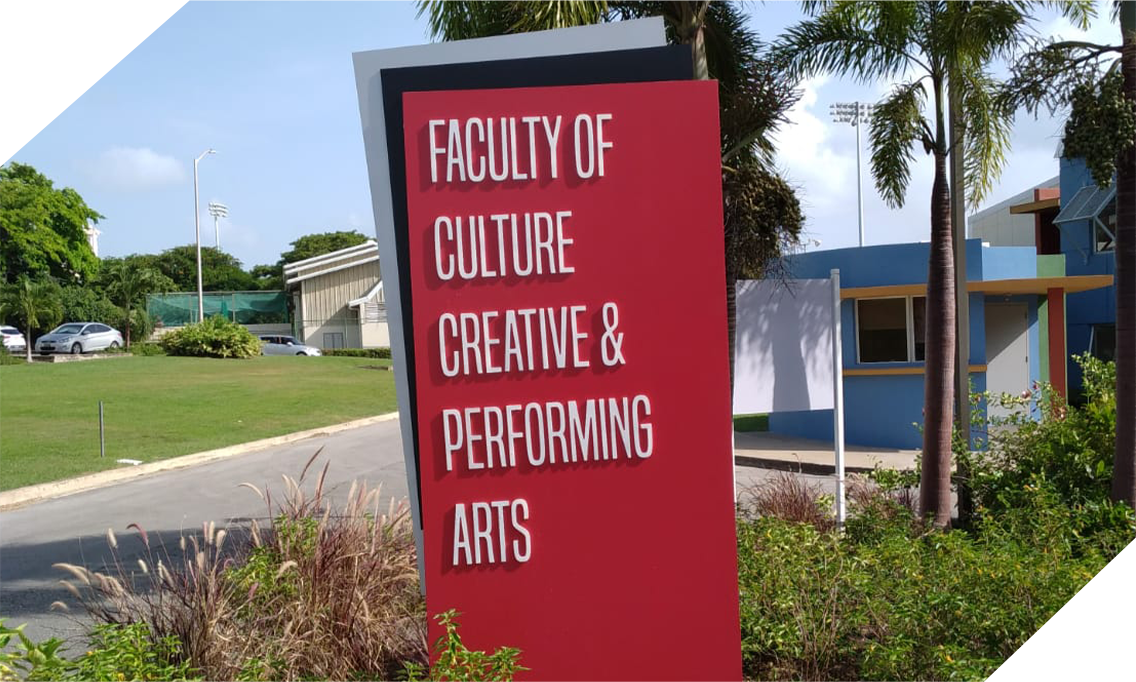customised-signage-illusion-graphics